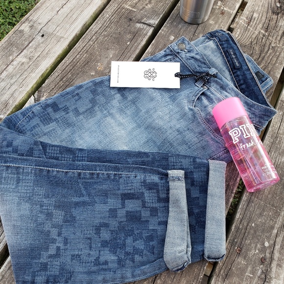 Jessica Simpson Denim - Jessica Simpson|Forever Low Rise Crop Jean's 18w